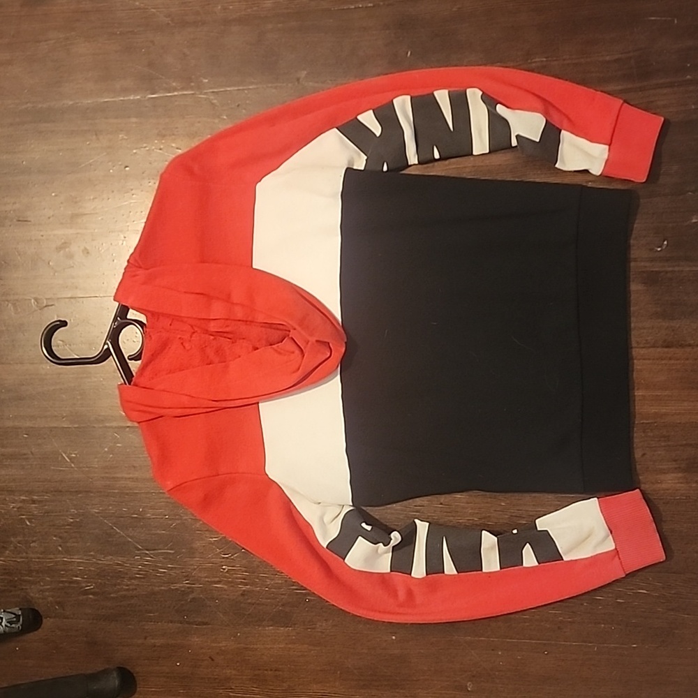 Zip up - Picture 2 of 2